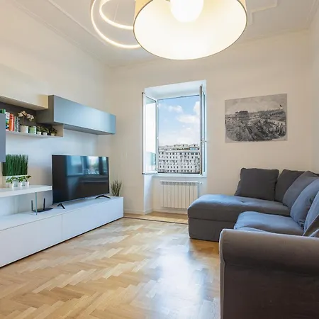 Colosseo Modern By In Apartment *