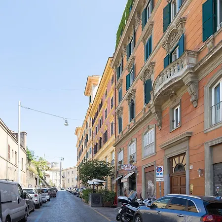 Apartment Colosseo Modern By In